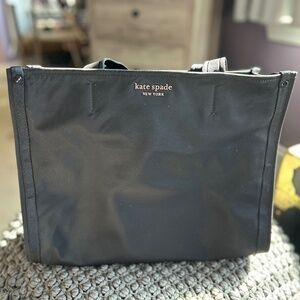 Kate Spade New York Medium Nylon Tote (black)